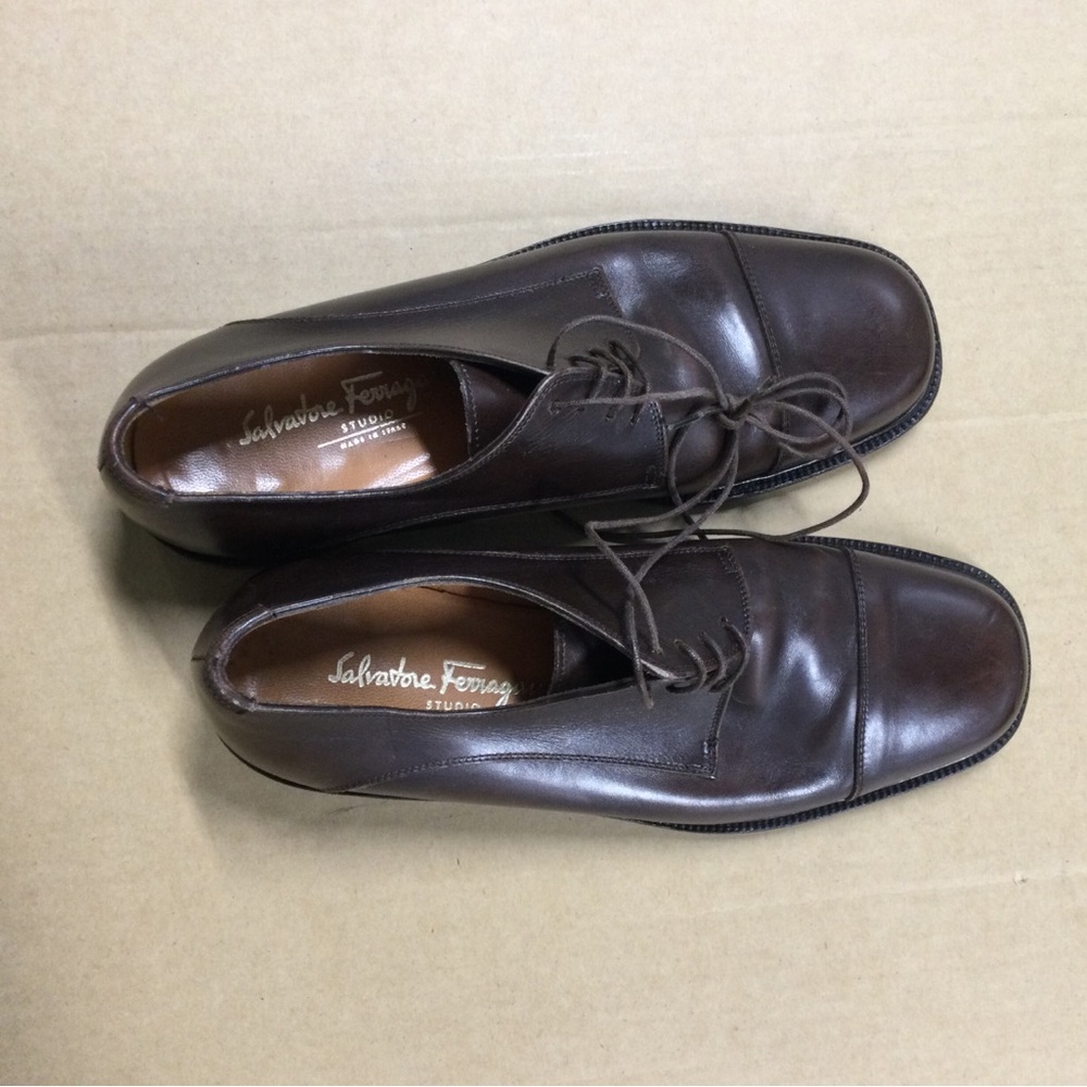 Salvatore Ferragamo Brown Leather Derby Dress Shoes